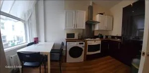 Flat 2 Douglas Head Road - 珊顿