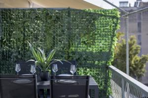 Modern Renovated Apartment in Metaksourgio