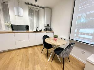 Le Cin et Chic Vidéoprojecteur Popcorn Netflix