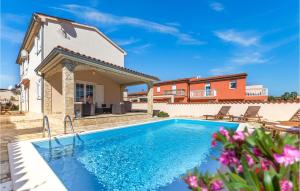 Amazing Home In Betiga With Outdoor Swimming Pool