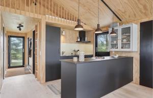 Awesome Home In Saltum With Wifi