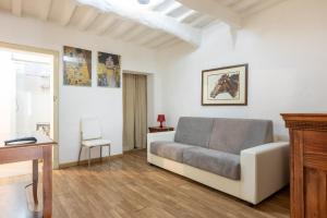 Nuova sotto la Torre del Mangia