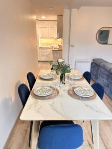 Appartements Le Cocon - Superbe T3 - Parking - Terrasse : photos des chambres