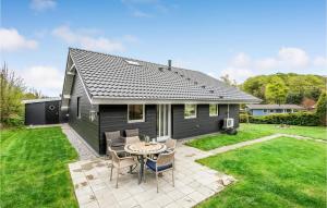Beautiful Home In Aabenraa With Wifi