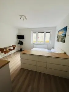 Black Forest City Apartment mit kostenlosem Parkplatz - Herdern