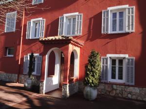 Hotels Hotel du Bosquet : photos des chambres