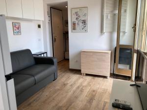 Monolocale con ampio terrazzo