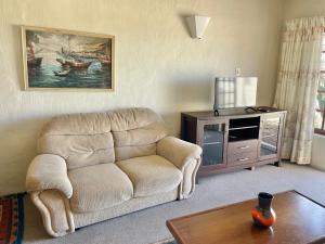 25 Settler Sands Beachfront Accommodation Sea View
