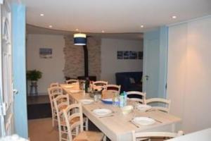 Maisons de vacances Hebergement Plage du Debarquement : photos des chambres
