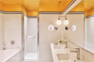 Hotels Hotel Barriere Le Westminster : Chambre Double Prestige