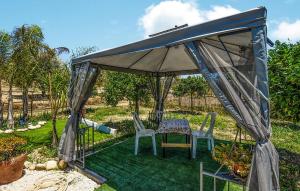 2 Bedroom Lovely Home In Noto