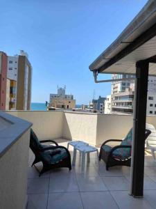 Apto Duplex, 3 quartos, 200m da praia