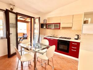 Hadley House Key to Villas