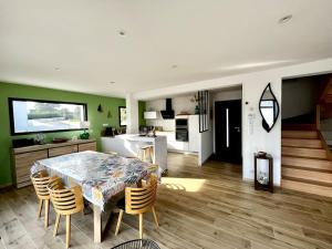 Maisons de vacances Villa TY MAI, Moderne, plages, animaux acceptes, 2 a 6 personnes : photos des chambres