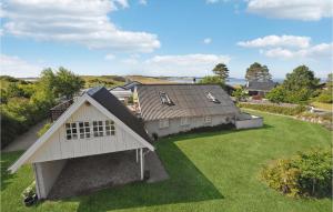 Three-Bedroom Holiday Home In Knebel