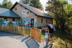 Tentes de luxe Glamping Hautes-Alpes : photos des chambres