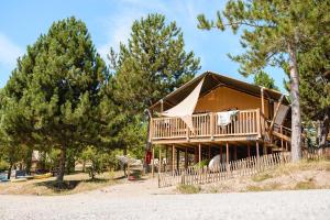 Tentes de luxe Glamping Hautes-Alpes : photos des chambres