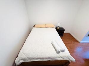 Departamento amplio para familias, de lujo 3 habitaciones, 4 baños, 6 camas, 10 personas, wifi, 2 parqueaderos Republica de El Salvador Plaza Kendo