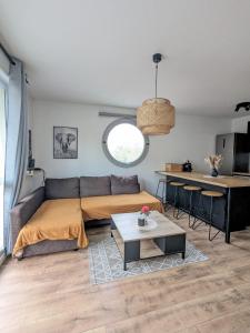Appartements Le Clairvaux - Proche centre avec 1 place en parking souterrain : photos des chambres