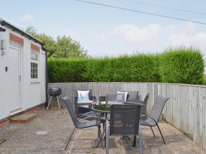 Magpie Cottage