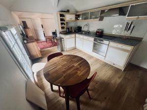 B&B / Chambres d'hotes LE PRIEURE DE BUFFON : photos des chambres