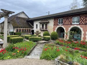 B&B / Chambres d'hotes LE PRIEURE DE BUFFON : photos des chambres