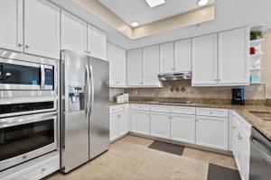 Indigo East Unit 1005E