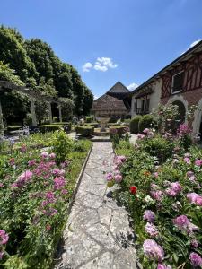 B&B / Chambres d'hotes LE PRIEURE DE BUFFON : photos des chambres