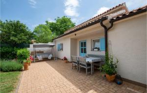2 Bedroom Stunning Home In Sisan 