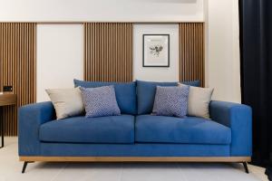 R&b Living Experience