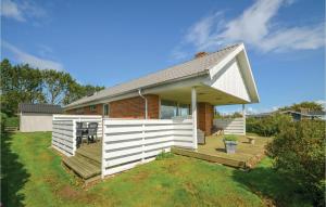 3 Bedroom Amazing Home In Hurup Thy