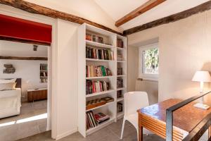 Maisons de vacances Maison de charme entre mer, plages et montagne : photos des chambres