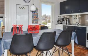 Lovely Home In Hadsund With Kitchen