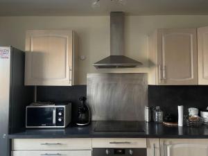 Double room in a shared duplex flat 15 mins from La Defense Arena - Business Center