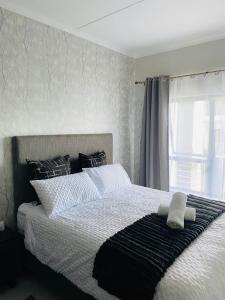 Elegance & Simplicity