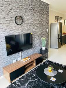 Elegance & Simplicity