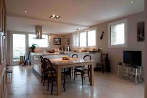 Villas Les Vignes de Pages - Villa de Standing : photos des chambres