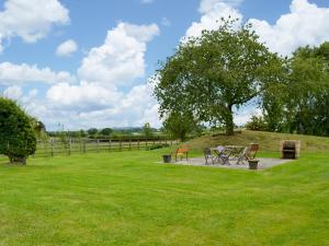 Hurworth - 25565
