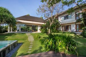 Breezy and Tranquil Atmsophere 5 bed Villa