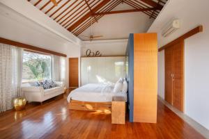 Breezy and Tranquil Atmsophere 5 bed Villa