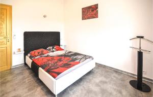 Maisons de vacances Cozy Home In Stpaul-Trois-Chateaux : photos des chambres