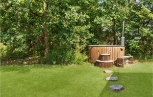 Nice Home In Ebeltoft With Kitchen