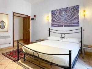 Vatican Art Apartment