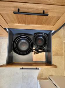 Appartements - LA SUITE DELOS - JACUZZI 2 PLACES - CENTRE VILLE A PIED - LIT QUEEN SIZE - PARKING PRIVEE - WIFI - City Center within walking distance - : photos des chambres