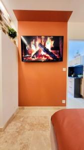 Appartements - LA SUITE DELOS - JACUZZI 2 PLACES - CENTRE VILLE A PIED - LIT QUEEN SIZE - PARKING PRIVEE - WIFI - City Center within walking distance - : photos des chambres