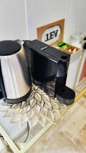 Appartements - LA SUITE DELOS - JACUZZI 2 PLACES - CENTRE VILLE A PIED - LIT QUEEN SIZE - PARKING PRIVEE - WIFI - City Center within walking distance - : photos des chambres