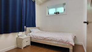 Aewol Gwangryeong House