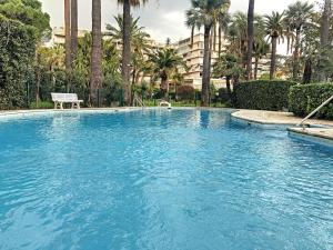 A 2 pas des plages piscine 183L STENJ