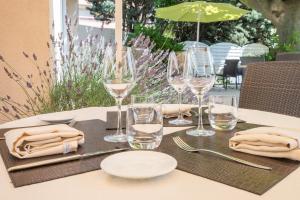 Hotels Logis Le Printemps Hotel Restaurant - Montelimar : photos des chambres