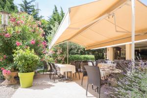 Hotels Logis Le Printemps Hotel Restaurant - Montelimar : photos des chambres